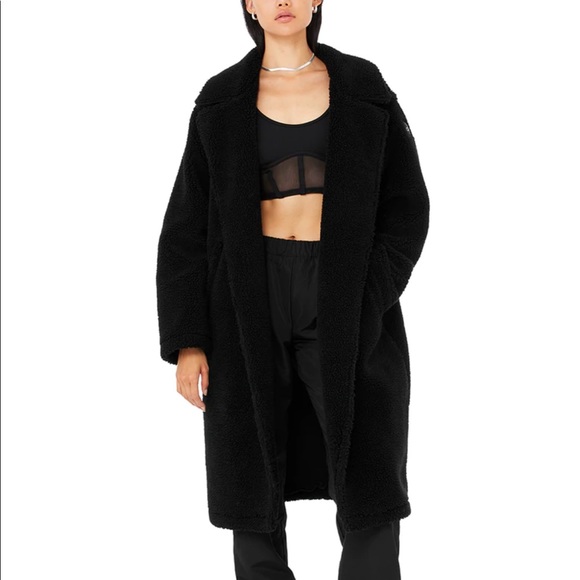 ALO Sherpa Trench Coat. Sold out in stores and online !!!! - Picture 4 of 7